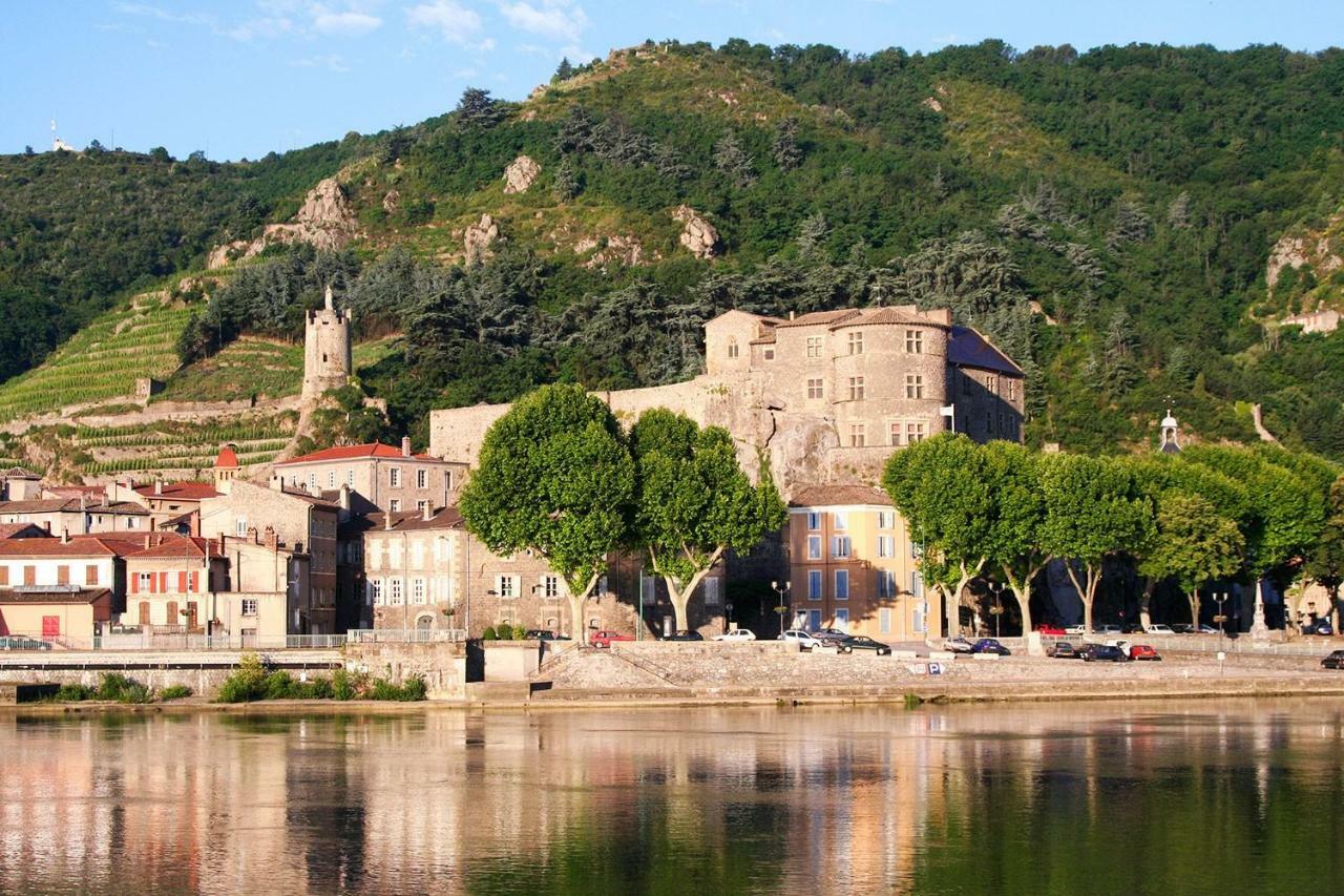 Gite Le Pied Du Geant - Local Securise Pour Les Velos Tournon-sur-Rhone Zewnętrze zdjęcie